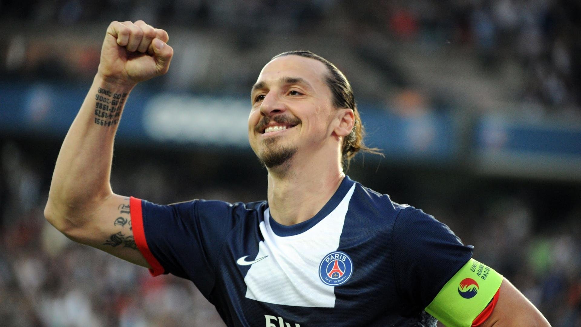 詹姆斯称全队需提升开局阶段专注度，詹姆斯努力训练