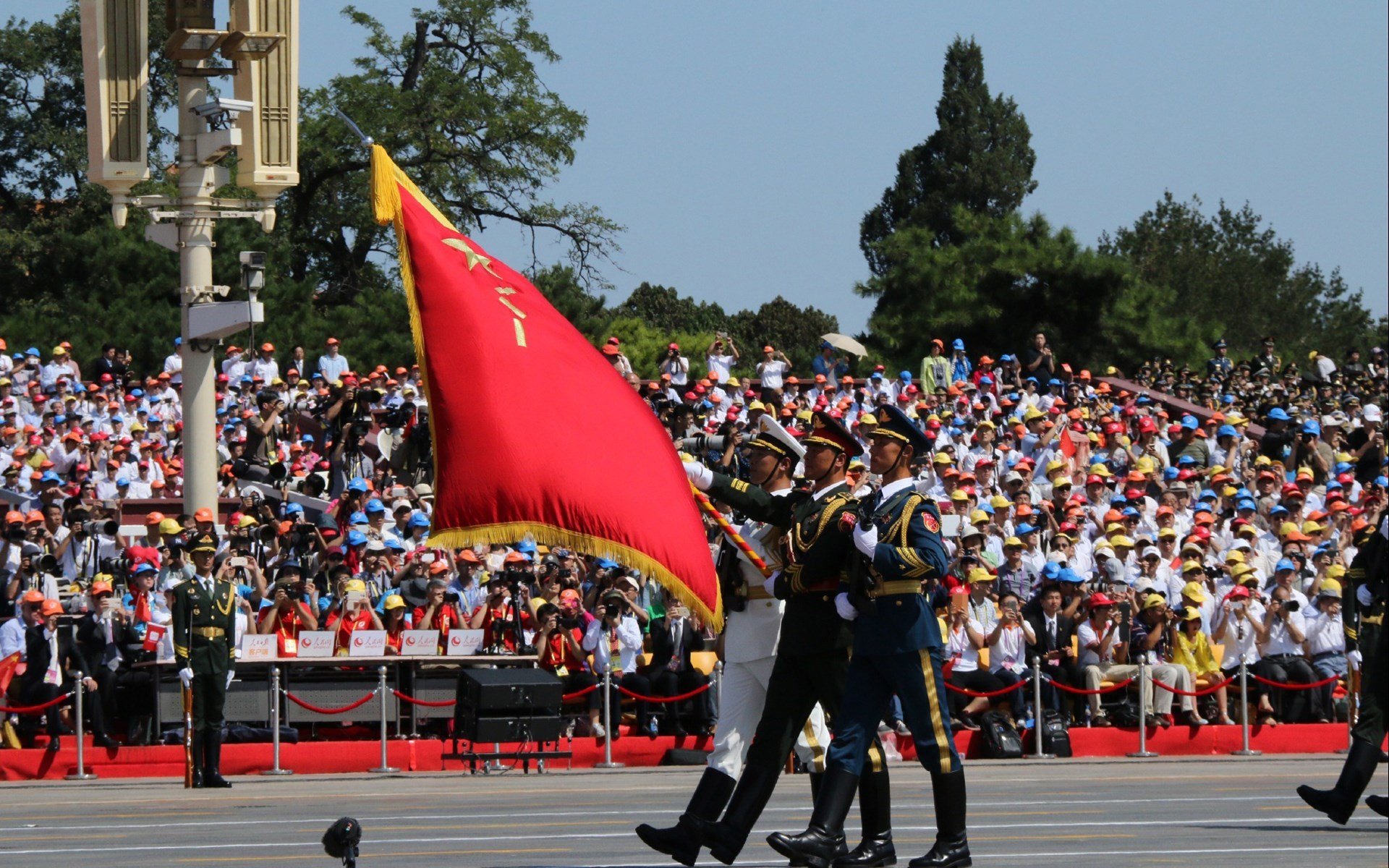 开云体育网页版入口-德甲：多特客场2-1逆转，追赶拜仁压力日益剧增，德超杯多特对拜仁
